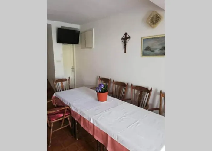 Semesterbostad Ribari - Four Bedroom With Terrace Banjol