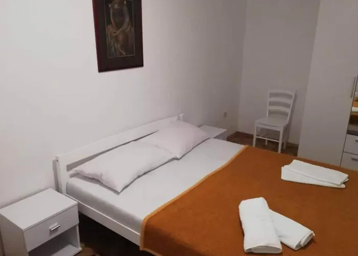 Ribari - Four Bedroom With Terrace * Banjol