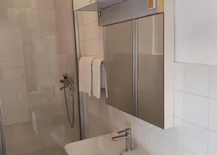 Ribari - Four Bedroom With Terrace Feriehus *