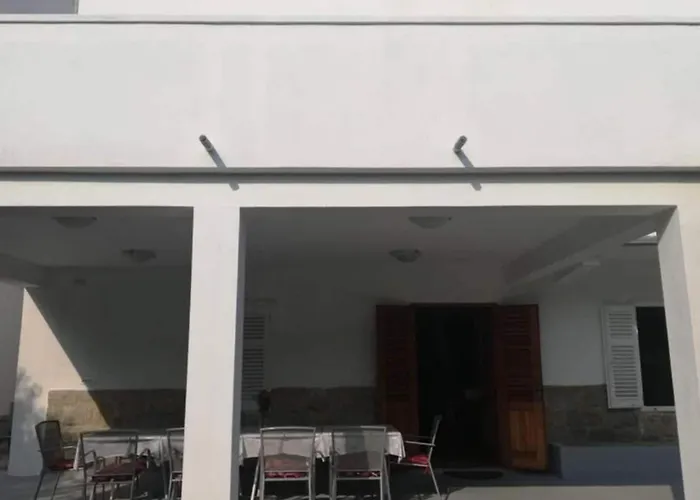 Ribari - Four Bedroom With Terrace * Banjol
